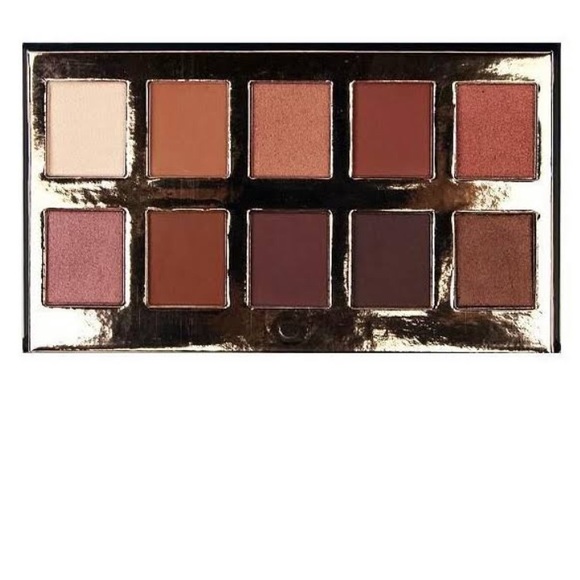 ✨Crown Fuego Eyeshadow Pallet - Picture 3 of 5